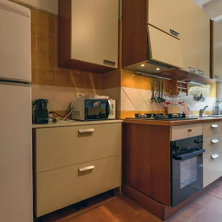 Rooma Domus Parioli - 1 Stop From Center Apartamento Roma